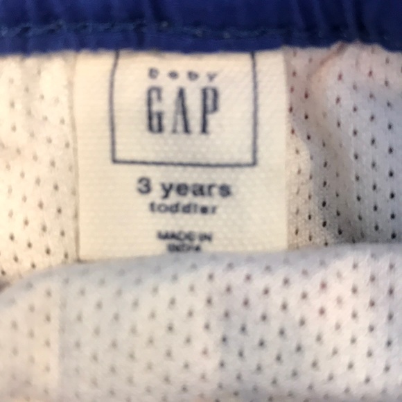 GAP Boys Plaid Swim Trunks, Size 3 - Picture 5 of 7